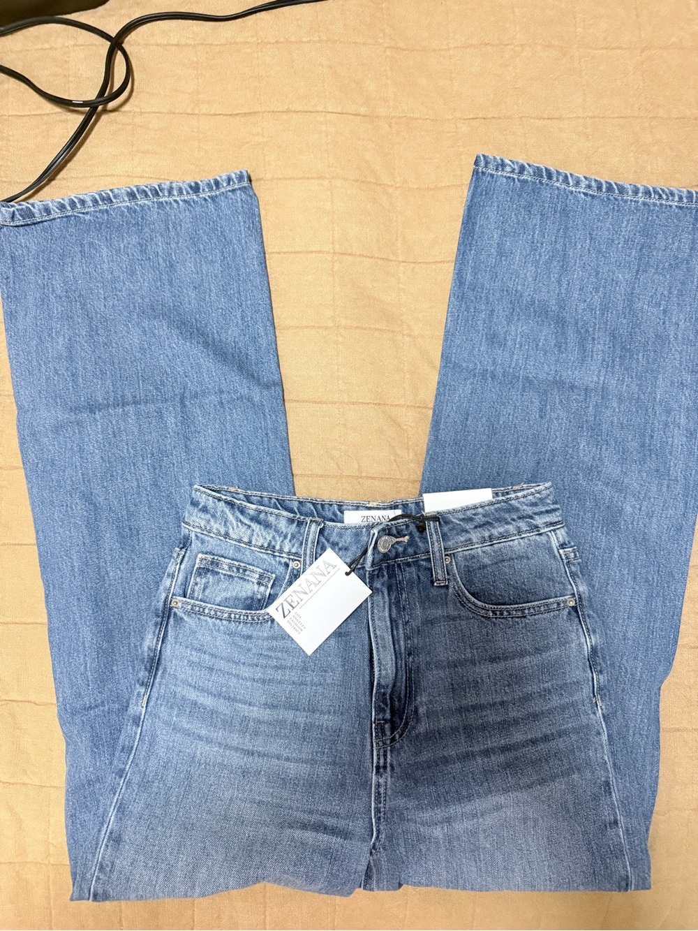 Zenana Outfitters Women's Light Blue wide Leg Jeans